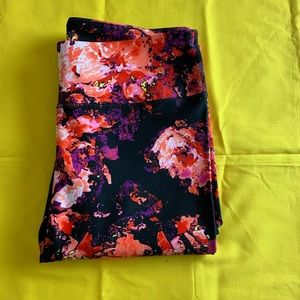 FABELETICS SALAR LEGGINGS
